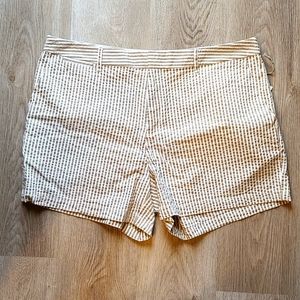 A new day Tan Stripe Chin shorts size 16 5" inseam